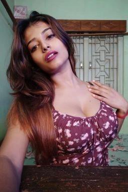 Ananya – Trusted Call Girl Service in Junagadh for Friendship & WhatsApp Dating